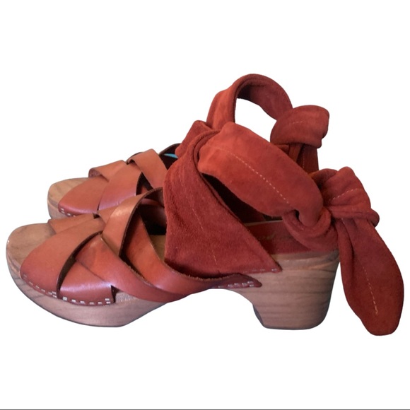 Free People Shoes - 🇪🇸Free People Made in Spain - Burnt Orange Leather Sandals